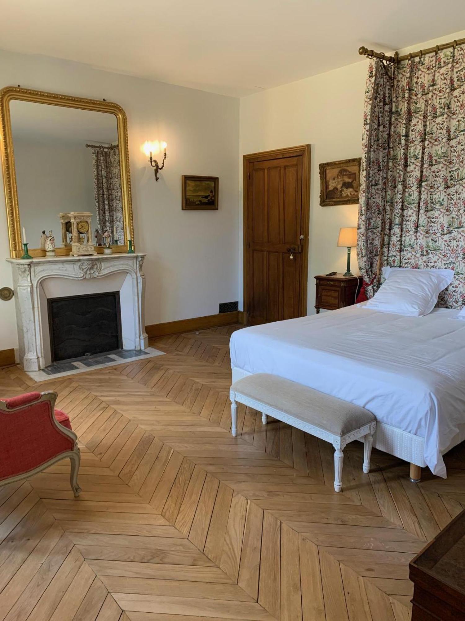L'Abeaupiniere Bed & Breakfast Reboursin Room photo