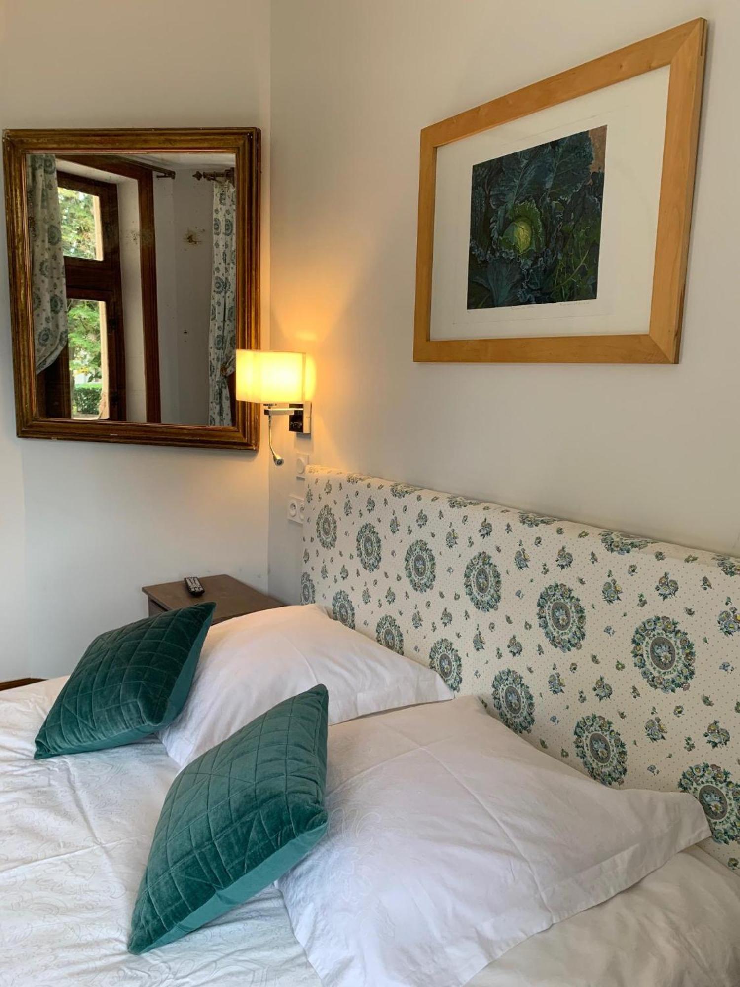L'Abeaupiniere Bed & Breakfast Reboursin Room photo